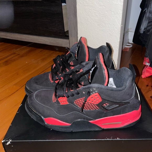 Used condition goat verified txt any questions 8135772121 - Picture 3 of 12